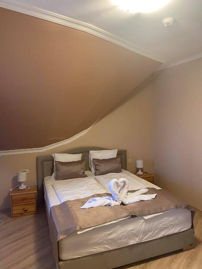 La Curia Panzio Bed & Breakfast Dunaszeg Exterior photo